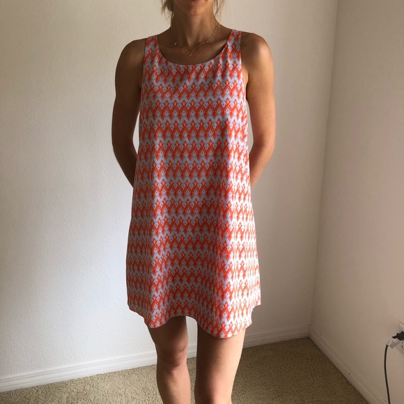 Alice + Olivia Dresses & Skirts - Alice + Olivia dress